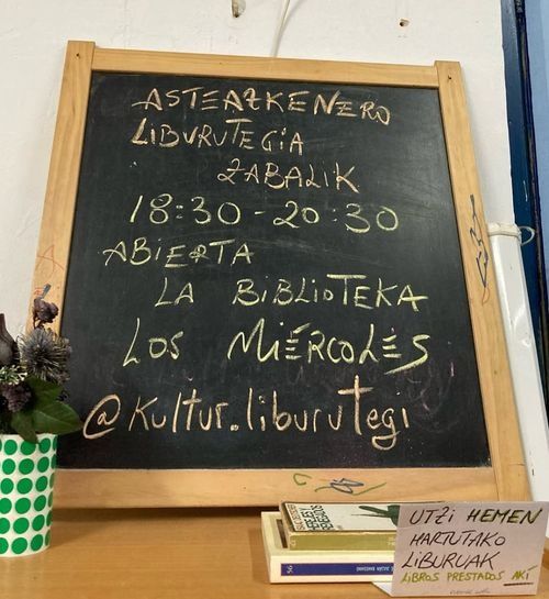 LIBURUTEGIA